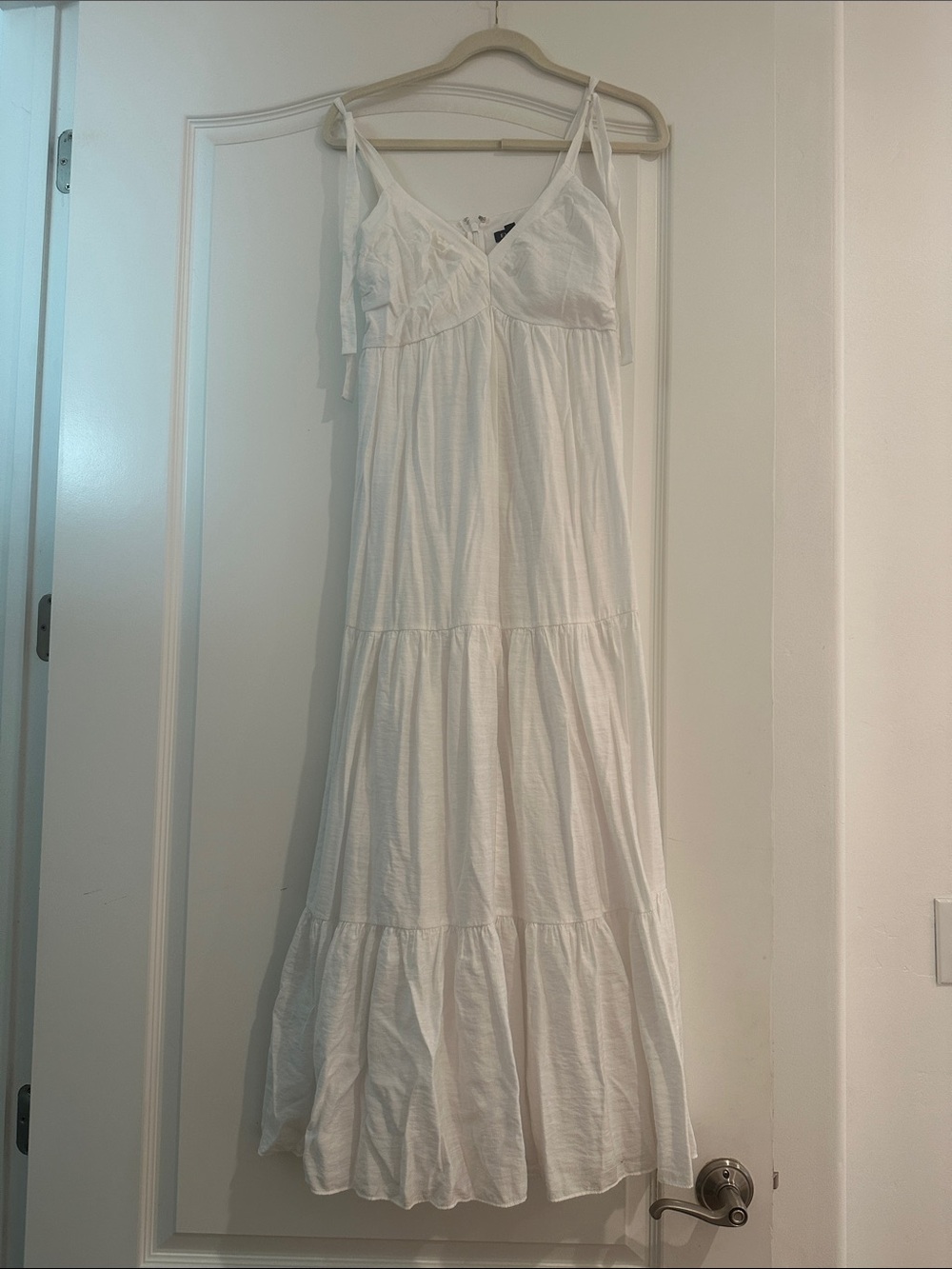 Summer White Tiered Maxi Dress with Spaghetti Straps